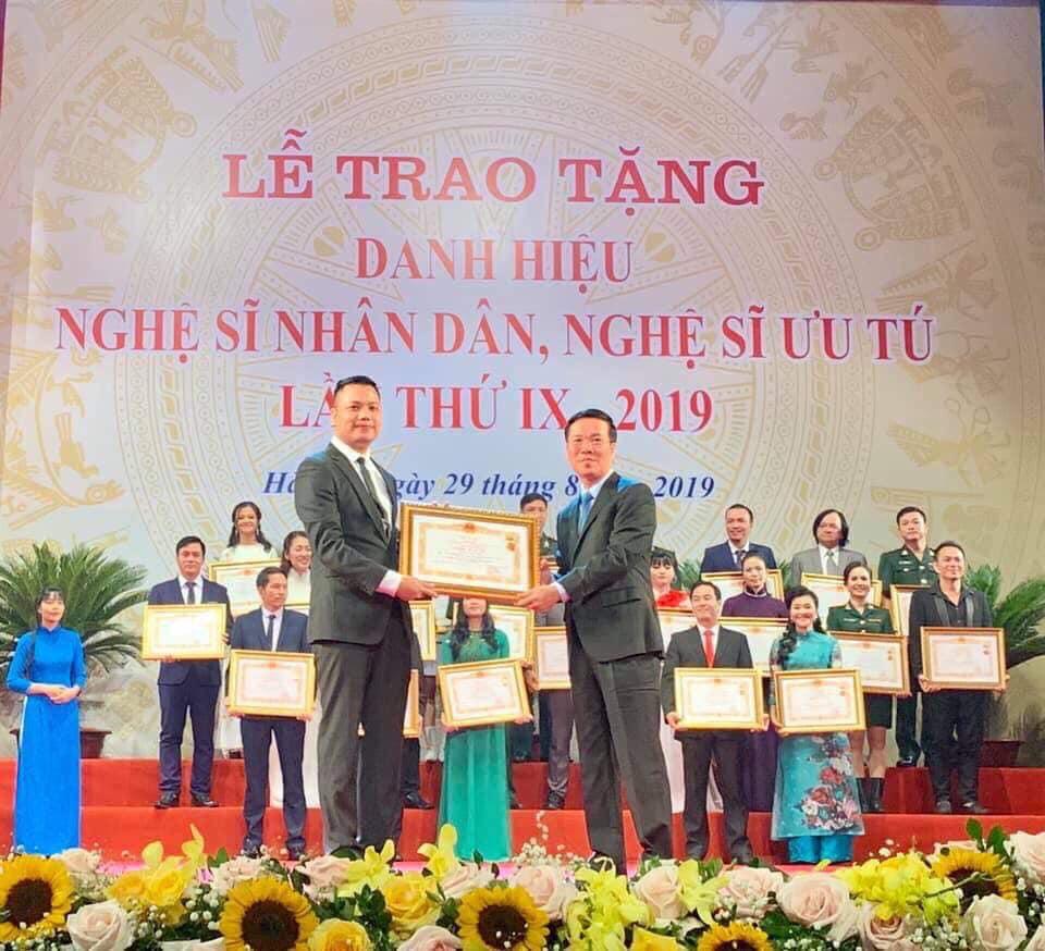 Nguyễn Hoàng Anh được tặng danh hiệu Nghệ sỹ Ưu tú